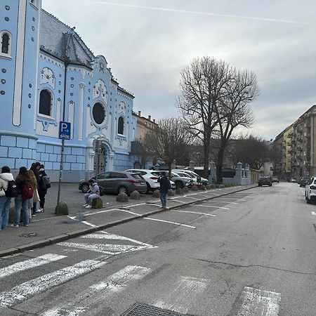 Sunny House One Apartamento Bratislava Exterior foto